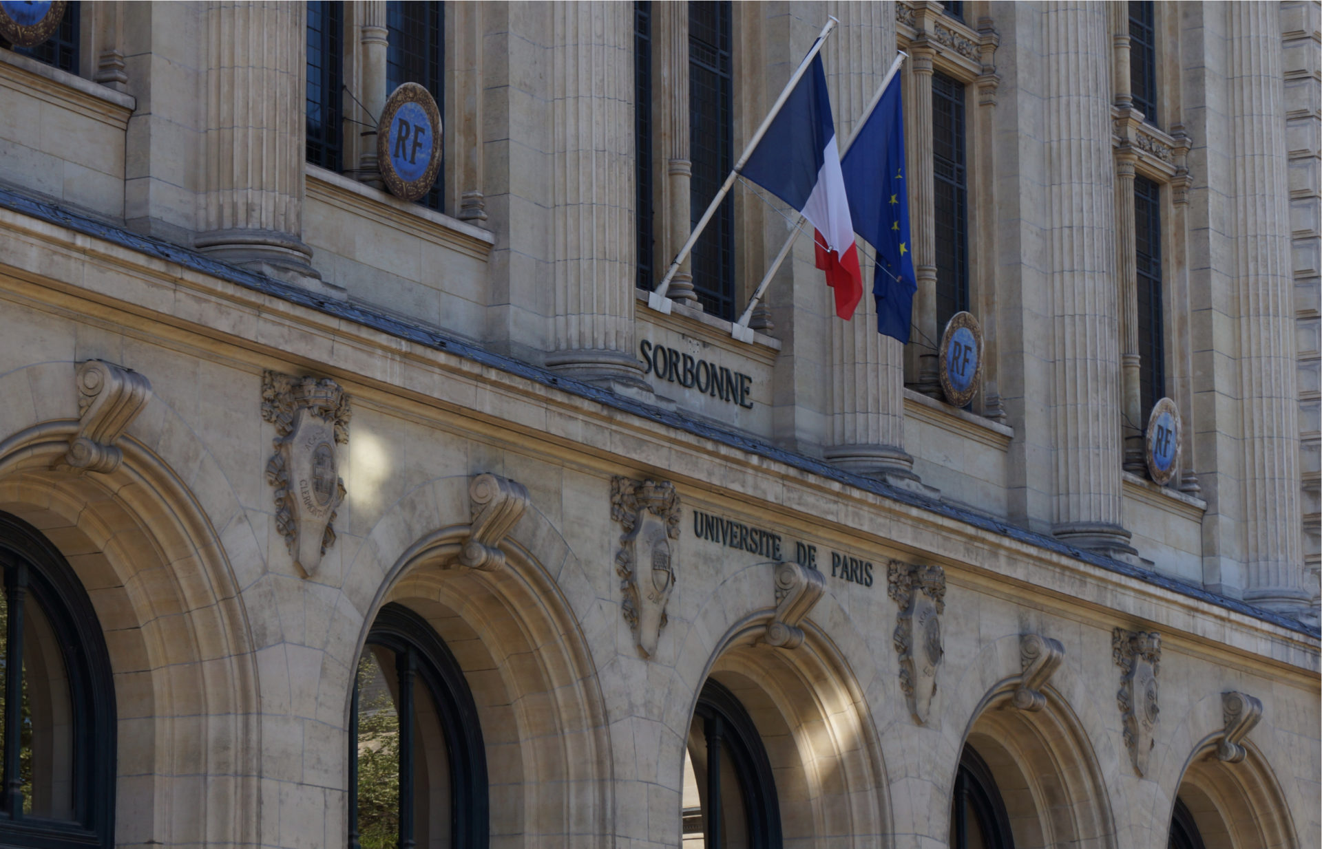 Visit The Famous left bank - St Germain Sorbonne Delphine
