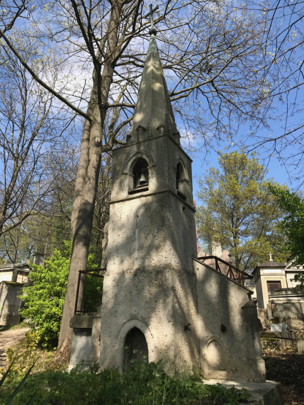 Visit On the footsteps of great men at "Pere Lachaise" cemetery - Mini Church Ulrich