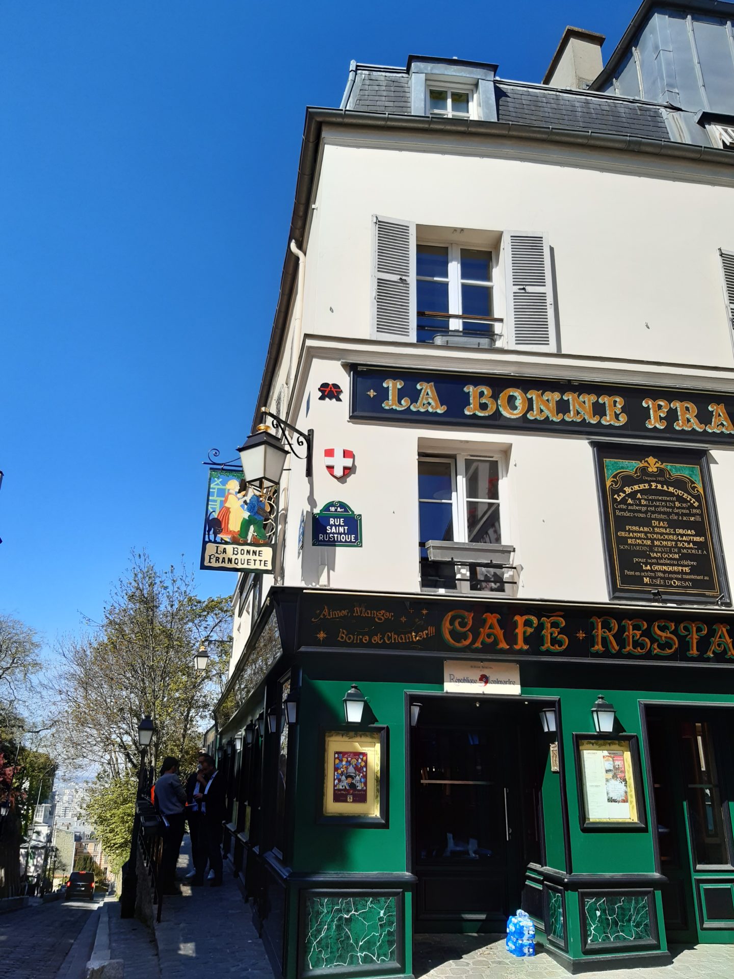 Visit Montmartre Vineyards and Guinguettes - La bonne Franquette Coffee Restaurant Eloise