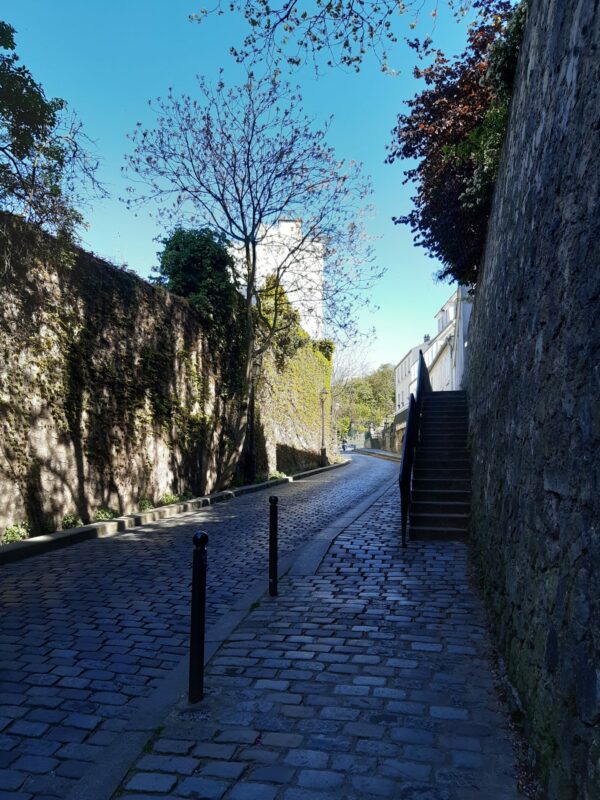 Visit Montmartre Vineyards and Guinguettes -Street Eloise